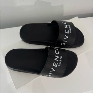Givenchy Black Logo Slides